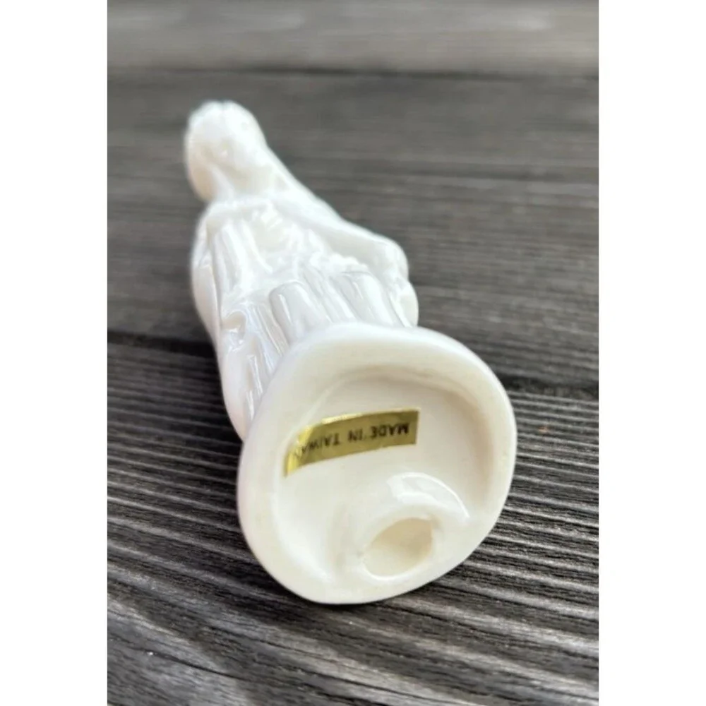 Hallmark this listing